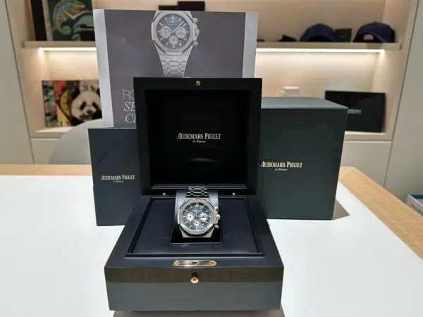 Audemars Piguet Royal Oak 41mm “Black Dial” Chronograph Date Steel in box