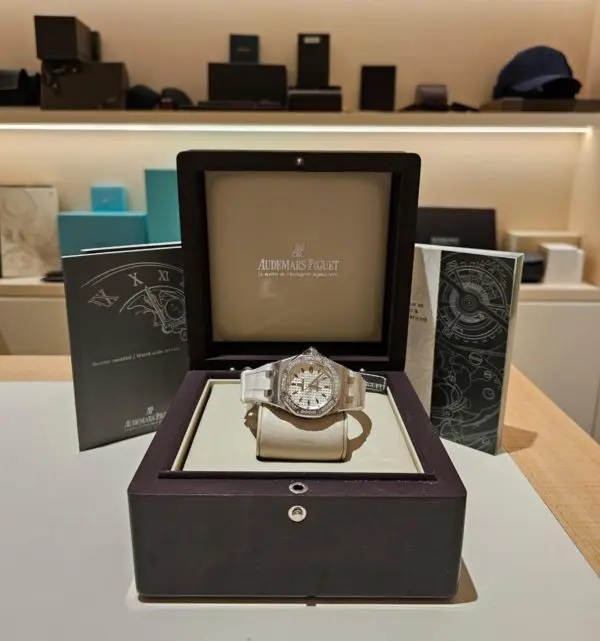 Audemars Piguet 33mm Ladies Royal Oak “Silver Dial” Diamond Bezel Steel in box