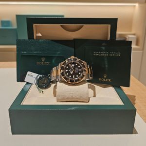 Rolex 43mm Sea-Dweller “Black Dial” Two-Tone Oystersteel and Yellow Gold in box