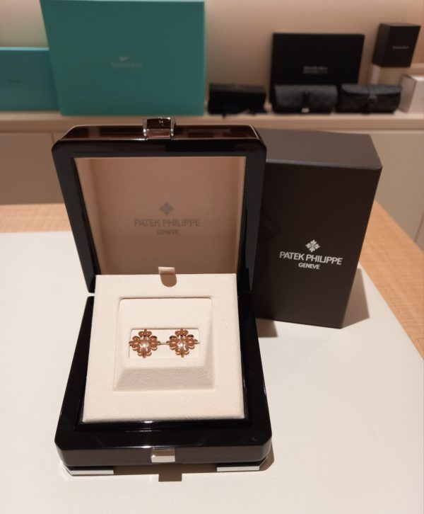 Patek Philippe Calatrava Cross Cufflinks Rose Gold in box