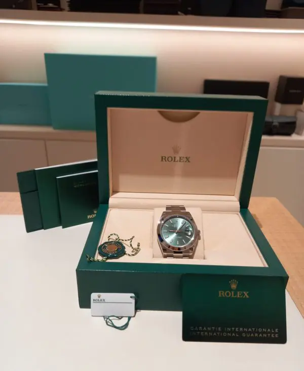 Rolex 41mm Oyster Perpetual Datejust Green Dial Oystersteel in box