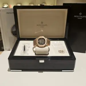 Patek Philippe 40mm Nautilus MoonPhase Full Rose Gold in box